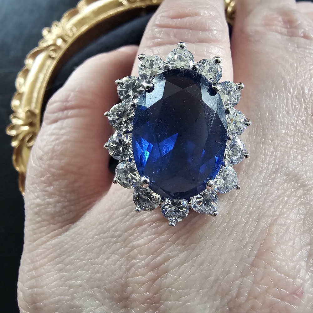 Vintage Coctail Ring Size 7 - Picture 4 of 6